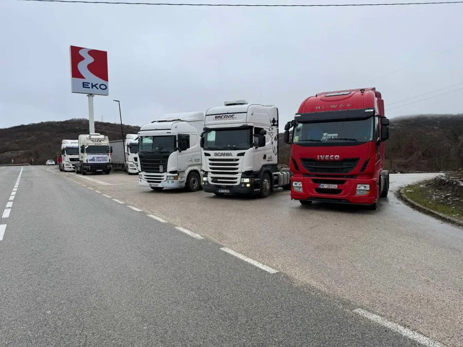 Kamiondžije danas nastavljaju blokadu granica
