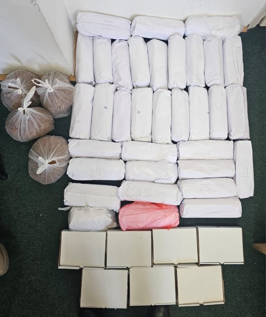 Nikšić: Oduzeto 25 kg duvana i cigarete, podnesena krivična prijava