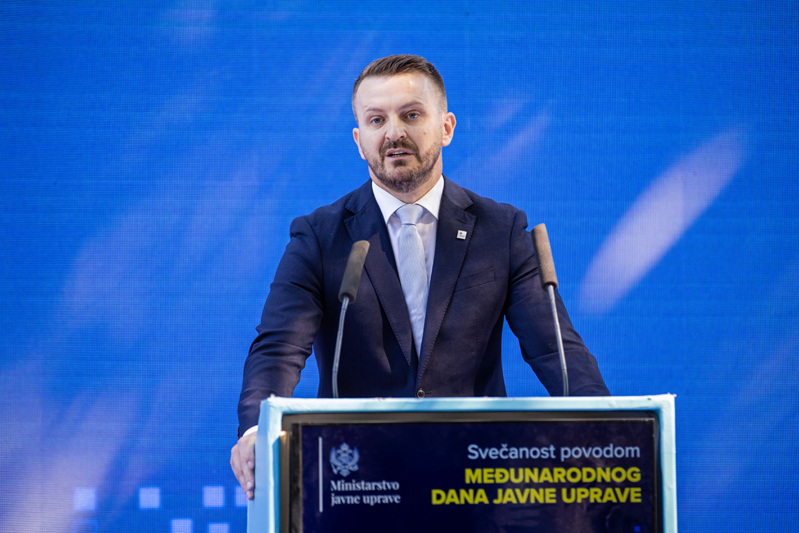 Dukaj: Osuđujem necivilizovani akt projekcije filma Roda u Podgorici