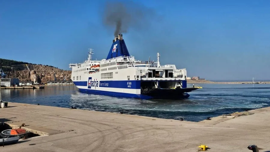 Otkazano nekoliko brodskih linija ka Italiji