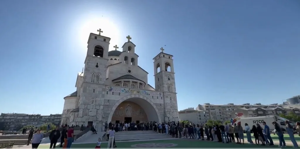 UP: Sjutra od 11 sati više ulica u Podgorici zatvoreno za saobraćaj zbog litije