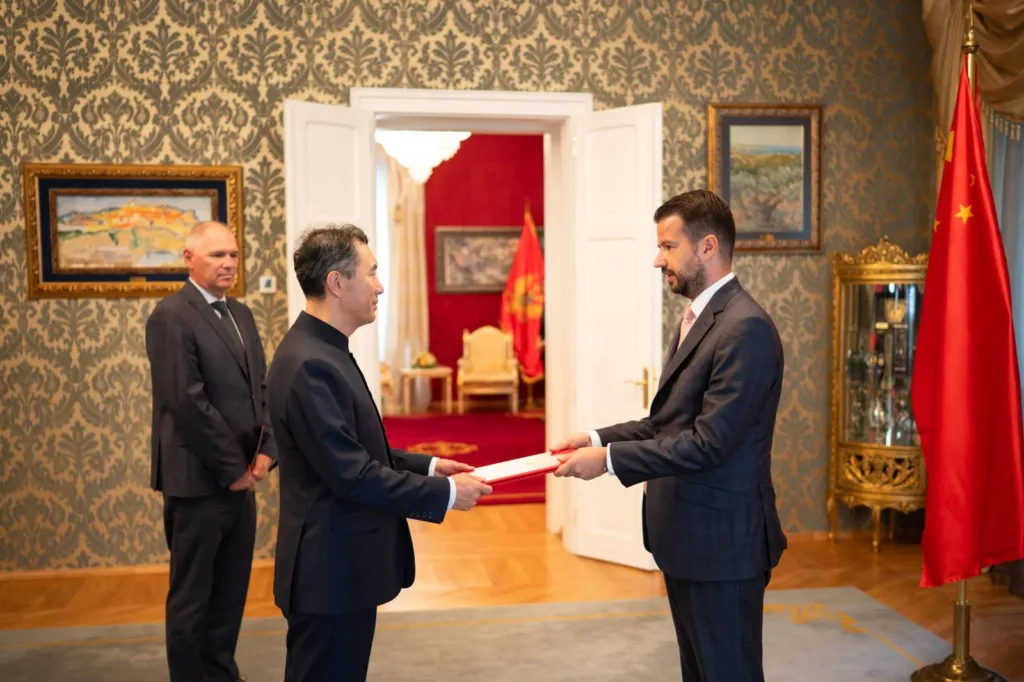 Milatović primio akreditivna pisma ambasadora Belgije, Kine i Indonezije