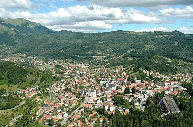 Uhapšen Kolašinac: Odbio alkotestiranje, probao da pobjegne, prijetio i vrijeđao policajce