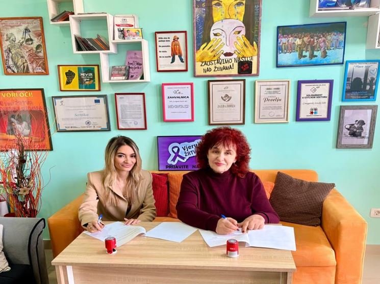 Potpisan Memorandum o saradnji između Crnogorskog ženskog lobija i Aktivističkog centra Roma i Egipćana