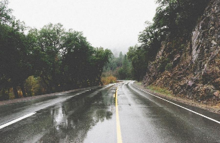 Mokri putevi, mogući sitni odroni