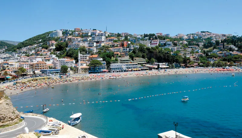 U Ulcinju 37,4 hiljade turista, tri odsto manje nego lani