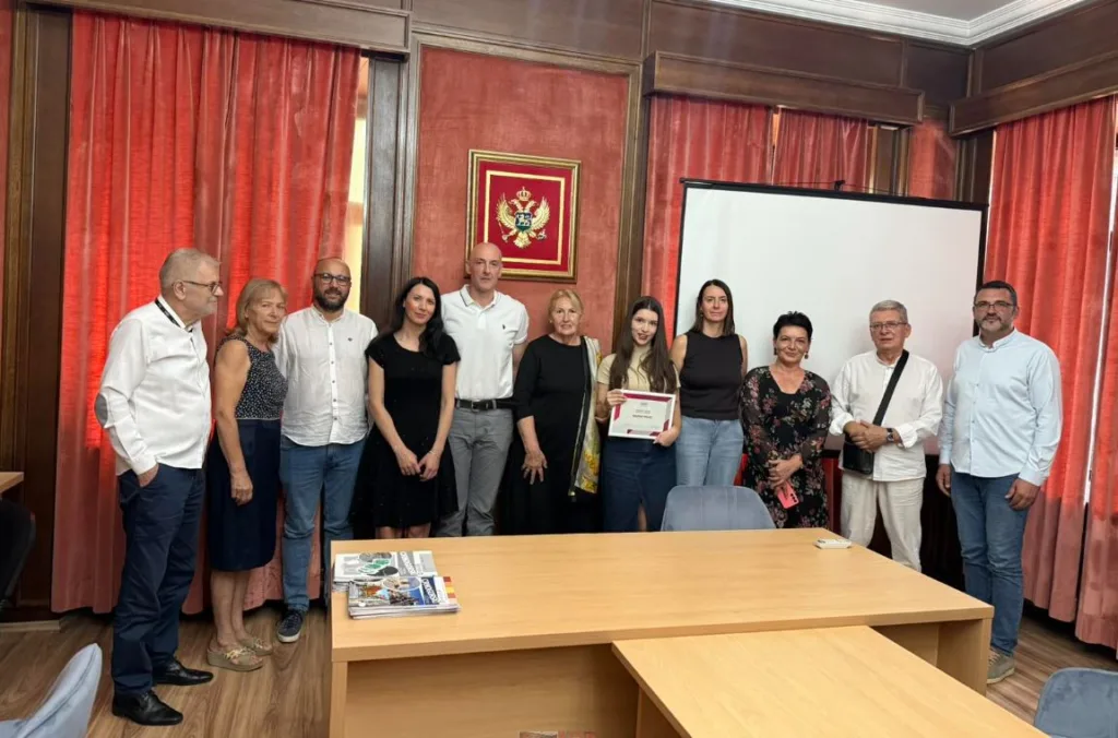 Studentkinji Vasilisi Minić uručena nagrada „Milenko A. Perović“