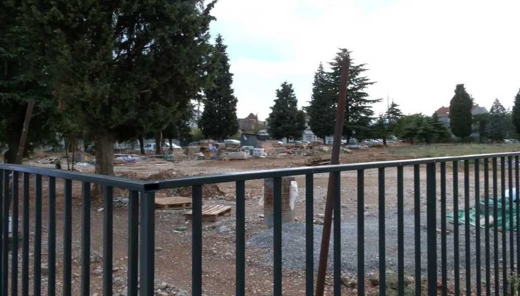 Marković: Školsko dvorište sa dvije parcele biće jedinstvena cjelina sa sadržajima za djecu