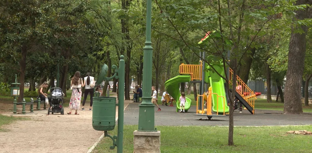(VIDEO) Za sanaciju štete od vandalizma godišnje se izdvoji suma od koje bi se mogao izgraditi novi park