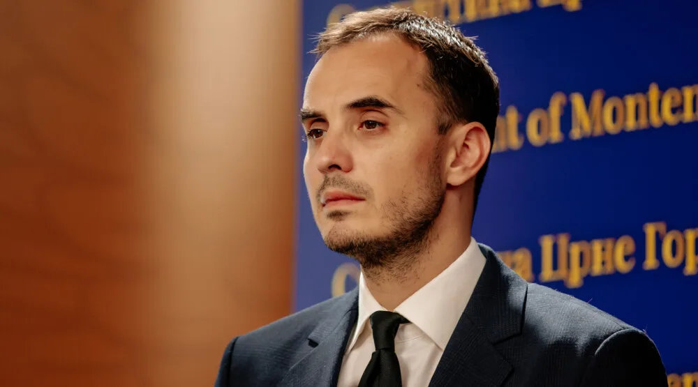 Konatar: URA će ponovo predložiti zakon o obeštećenju svih radnika državnih preduzeća koja su pošla u stečaj