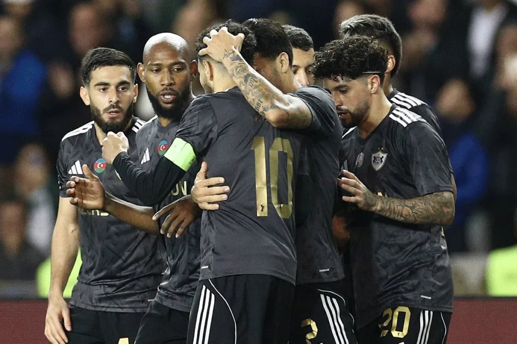 Karabag piše istoriju, Njukasl razbio Union