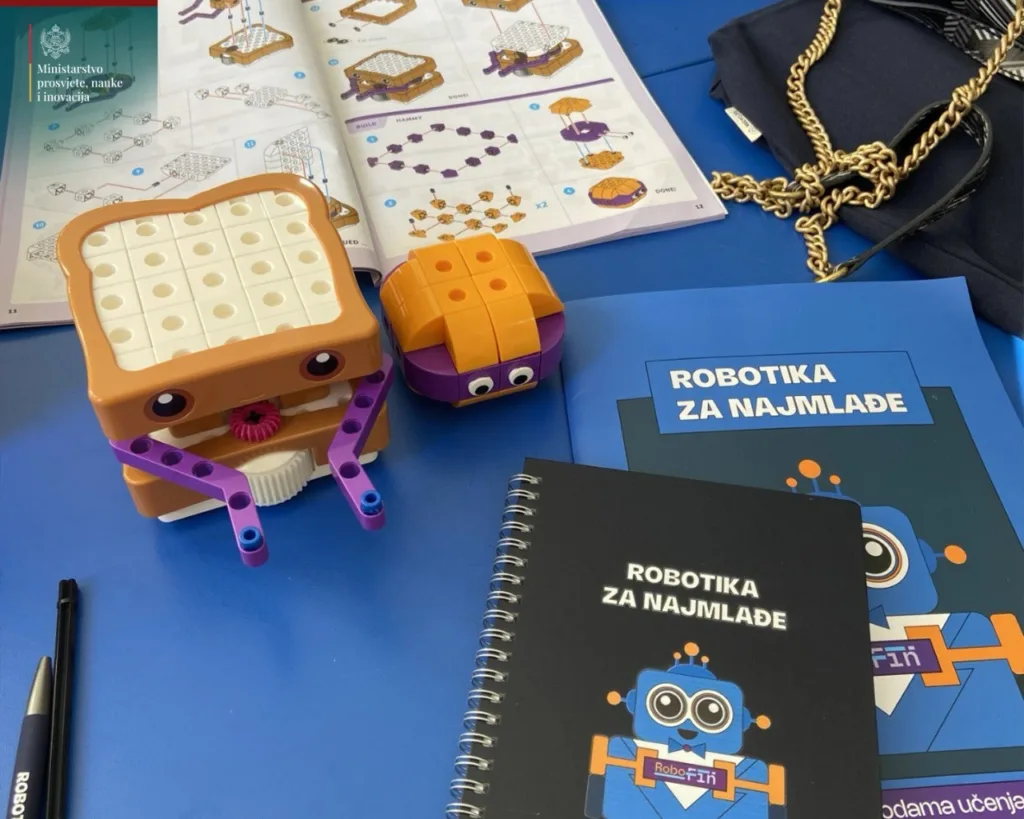 “Robotika za najmlađe”:  Više od 230 crnogorskih učitelja usvaja inovativne metode rada