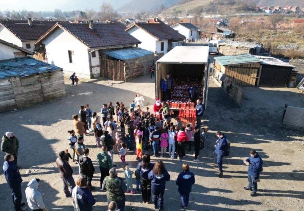 U Beranama podijeljeni paketići djeci RE populacije