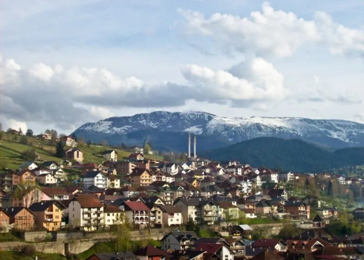 Kroz maglu duvanskog dima