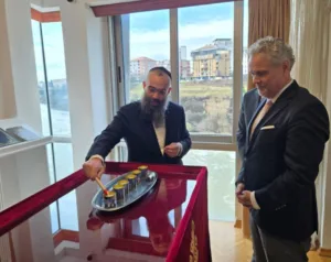 Edelkopf sa Satlerom: Antisemitizam i ksenofobija neprihvatljivi