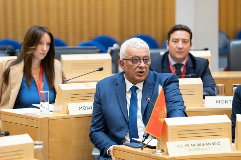 Mandić na Kipru: Skupština najtransparentniji parlament u regionu, borba protiv organizovanog kriminala od ključnog značaja