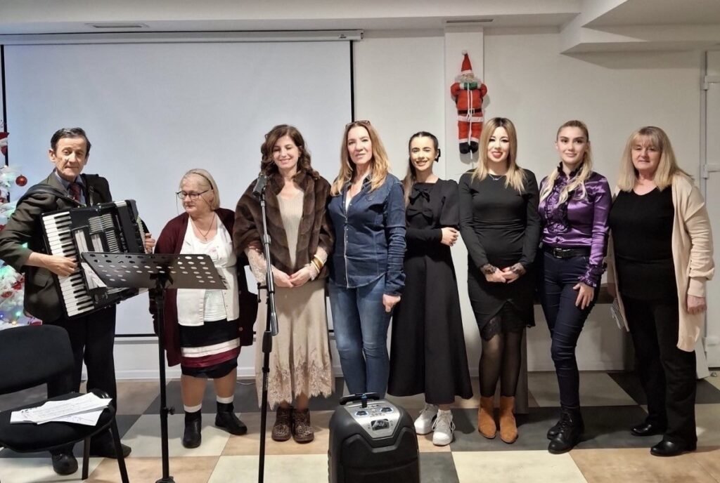 Muzički karavan “Dragan Koprivica i prijatelji” nastupio u Domu starih Nikšić