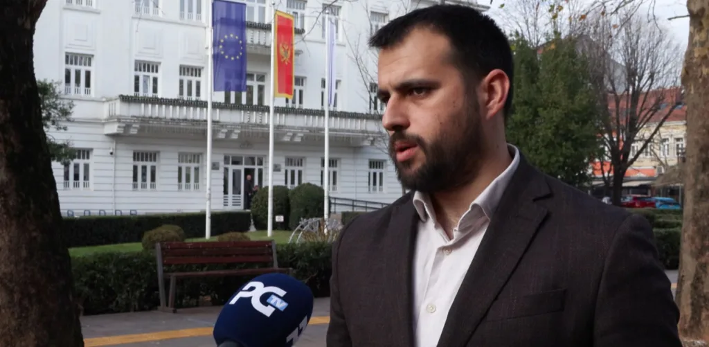 (VIDEO) Vešović: Glavni grad pomaže podstanare sa 100 eura mjesečno