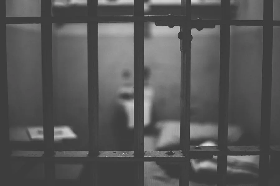 Pavićević tvrdio da se guši, policajci ga odveli u bolnicu, a onda im pobjegao