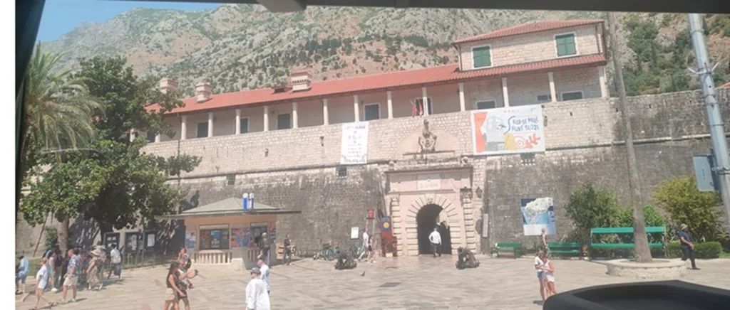 U Kotoru oko 7.500 prijavljenih gostiju