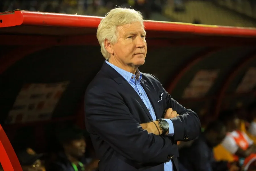 Nestvarna situacija u Kamerunu: Lažna ostavka selektora i ministrov “šamar” Etou