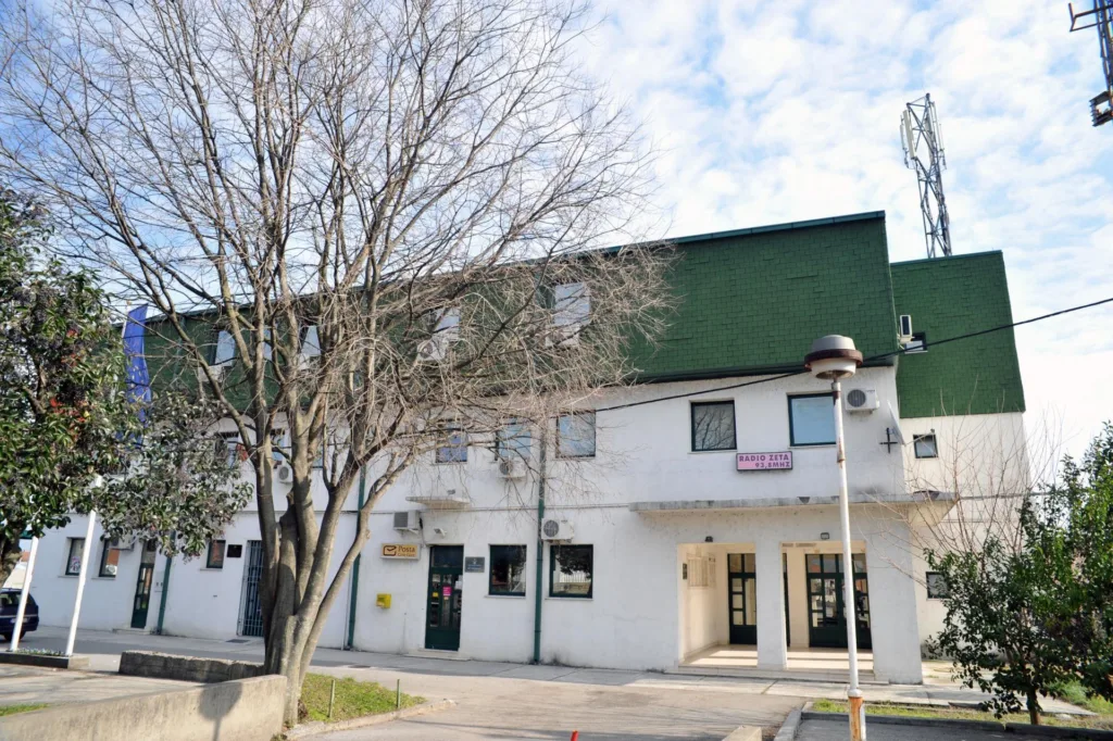 KIC ”Zeta”: Promocija knjige Rokija Rogošića i kolektivna izložba Udruženja likovnih stvaralaca Crne Gore