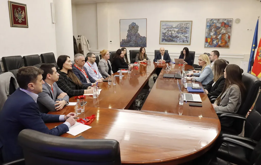 CBCG sa bankama o primjeni Zakona o potrošačkim kreditima