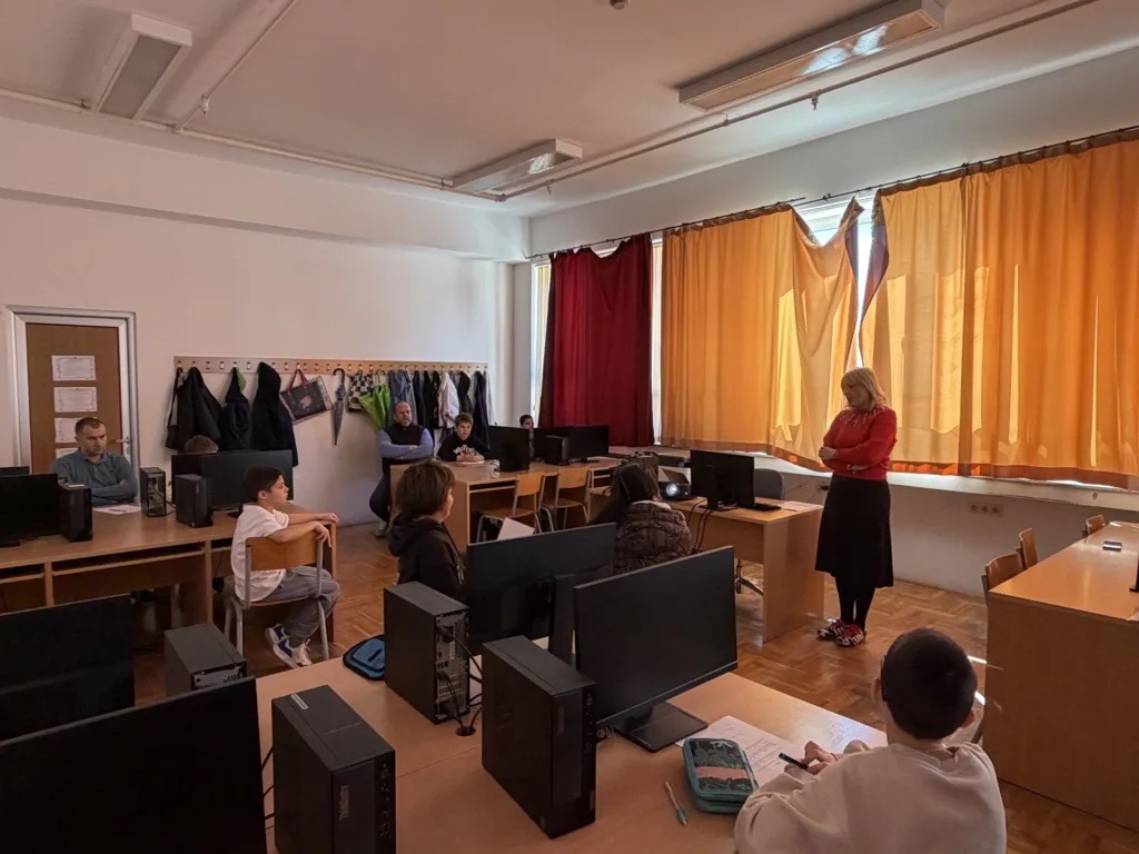 Projekat “Budi Internet Genijalac” realizovan u školi u Budvi