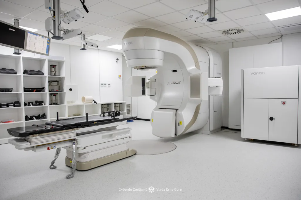 Crna Gora dobila najsavremeniji linearni akcelerator za liječenje malignih bolesti