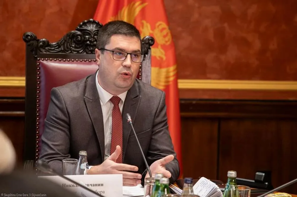 Rovčanin: Po 12.000 eura bivšim radnicima drvoprerađivačke i šumarske industrije