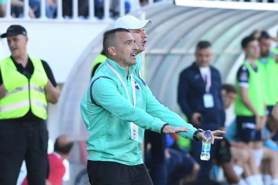 Rastali se Dečić i Brnović, Jandrić preuzima Tuzane