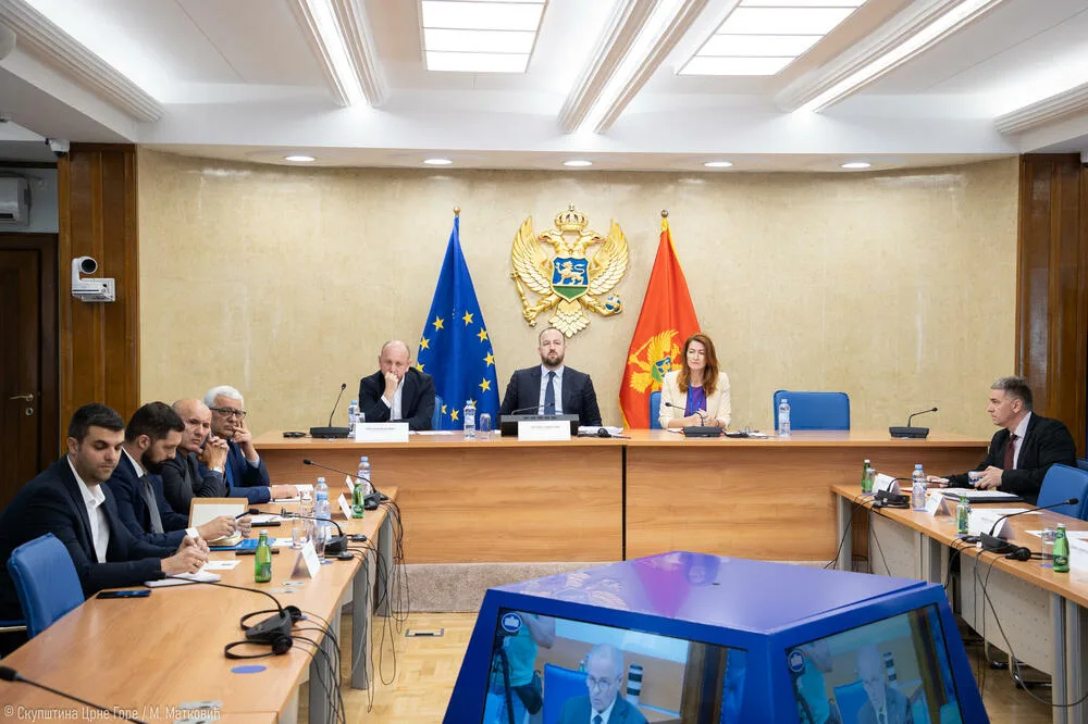 Pravda se ne gradi na ćutanju o zločinima