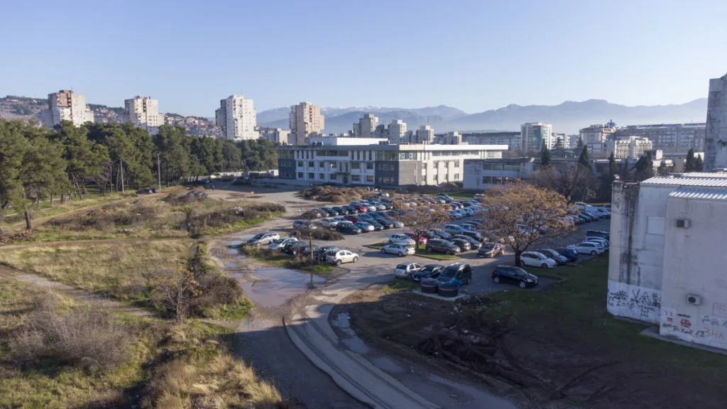 Raspisan konkurs: Iza Tološke šume u planu izgadnja nove Gimnazije