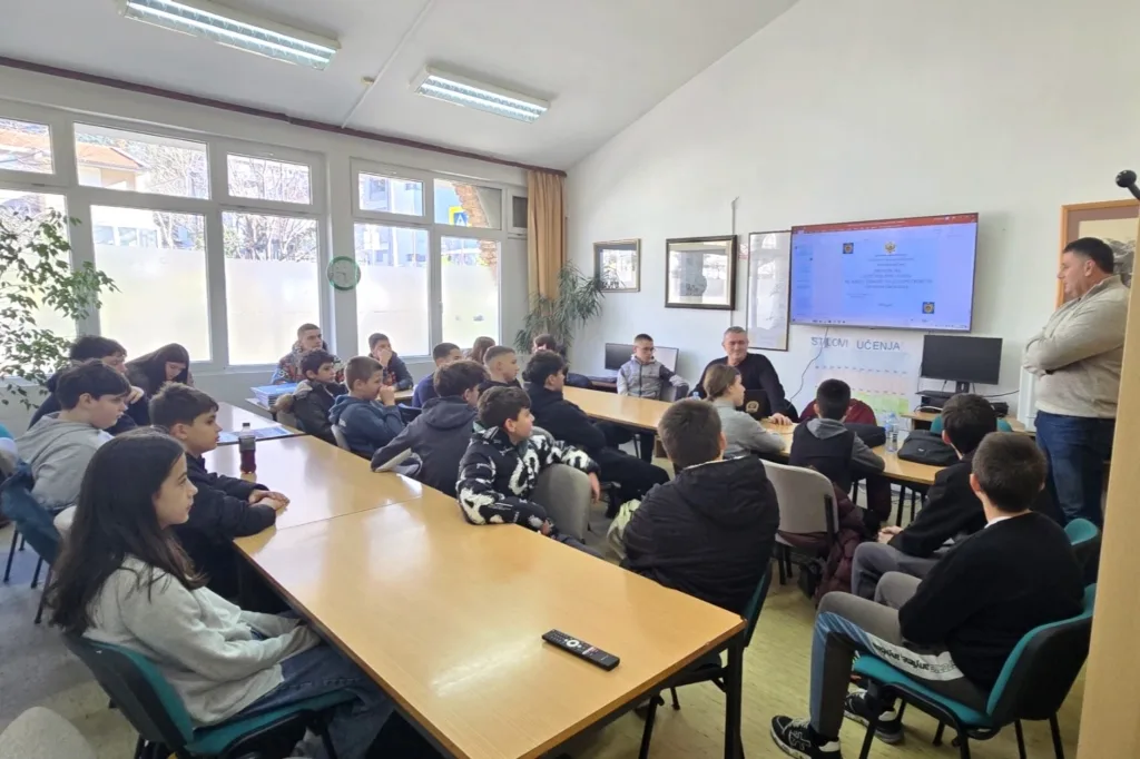 Predavanje u OŠ „Kekec“: „Zaštita djece i mladih od zloupotreba opojnih droga, prevencija rizičnog ponašanja