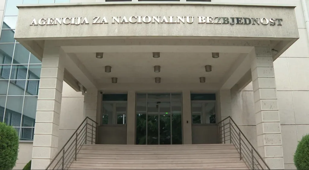 ANB nije nadležna za izvršenje mjere zabrane napuštanja stana.