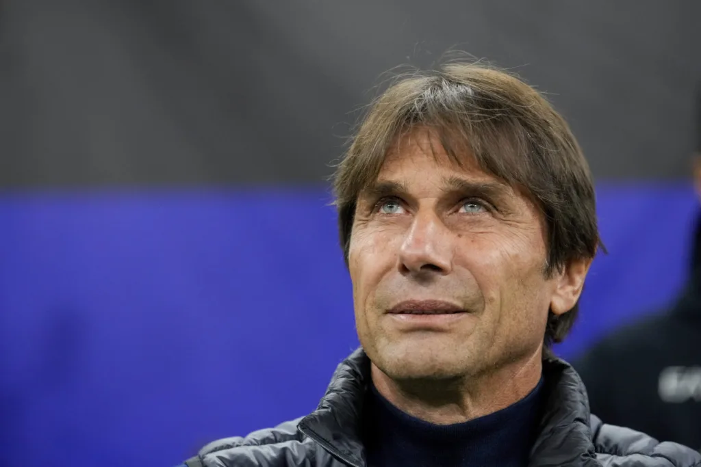 Konte odlučio da i iduće godine vodi Napoli