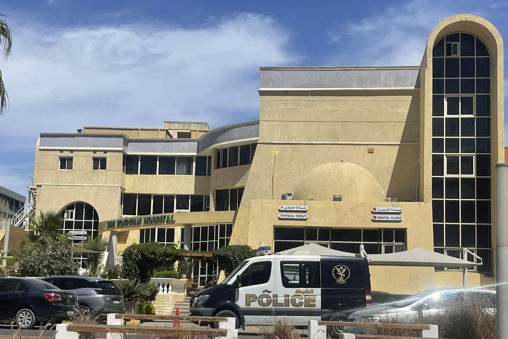 Egipat: Potonula turistička podmornica, šest osoba poginulo