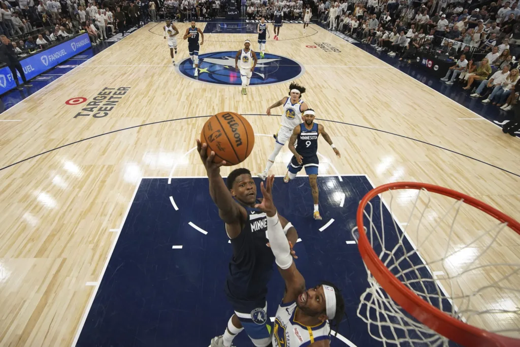 Minesota u novom finalu, Boston se ne predaje