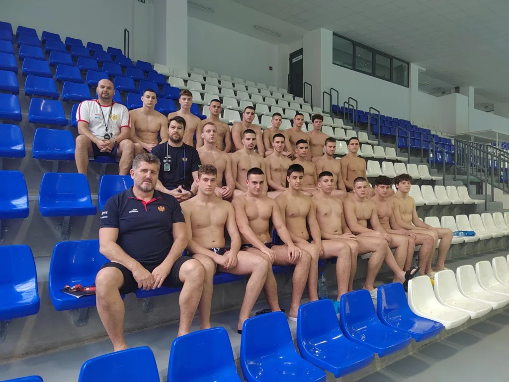 “Ajkulice” na pripremama u Kotoru