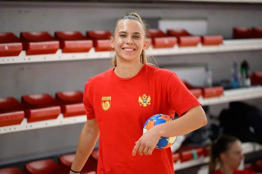 Andrijana Tatar u Mađarskoj kod Dragana Adžića