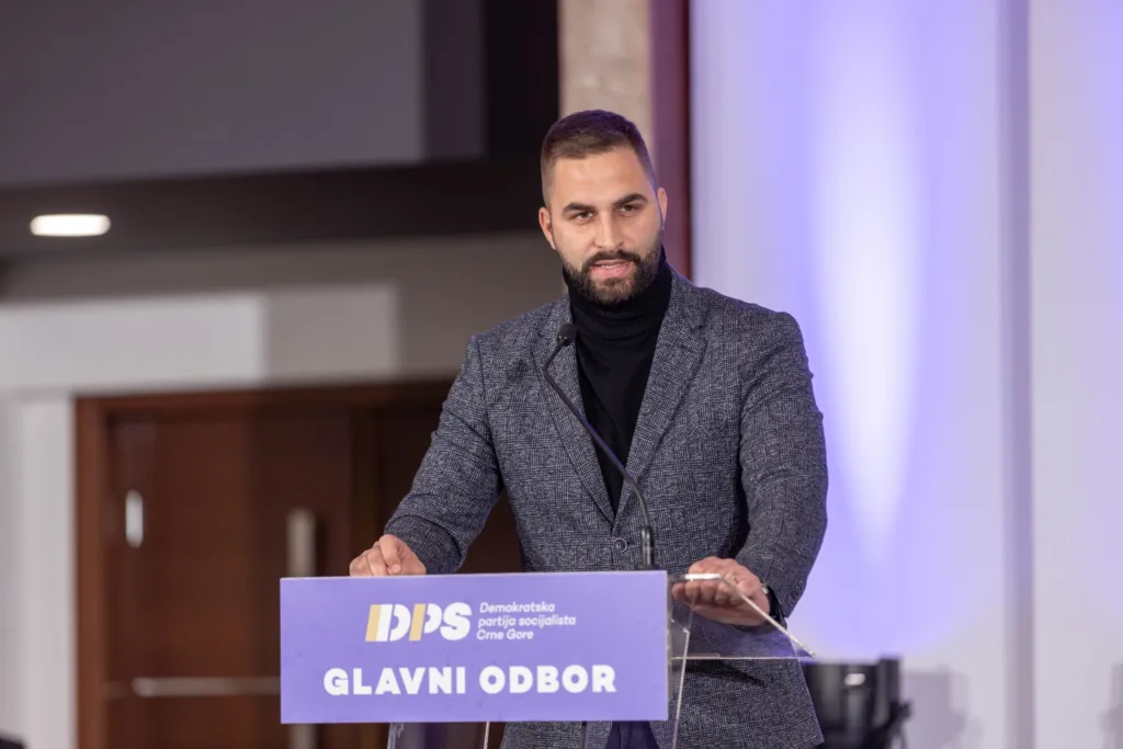 Muratović: Ako PES otkaže povjerenje Kovačeviću, spremni smo da razgovaramo