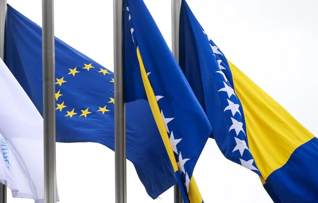 Američki senatori Rubiju: Iskoristiti sve raspoložive alate protiv Dodika i pomagača