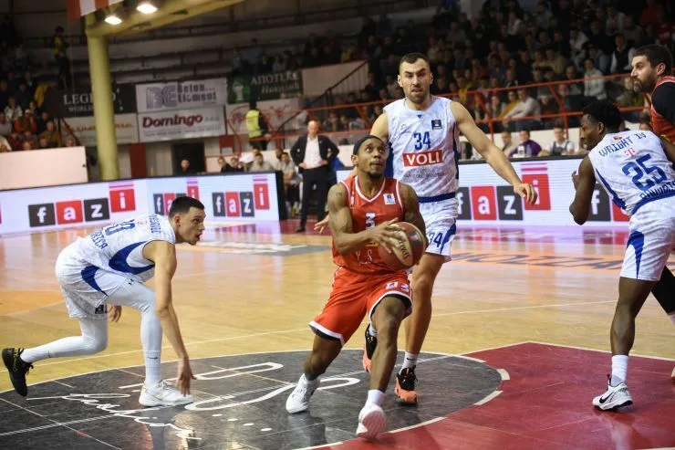 Budućnost dočekuje Borac, “plavi” žele da se vrate na pobjednički kolosjek