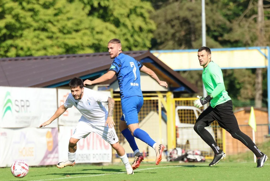 Neuspješan debi Lalatovića: Budućnost poražena od Slaven Belupa za kraj priprema u Sloveniji