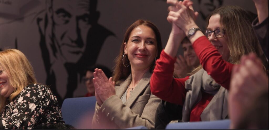 (VIDEO) Monografija grupe „Smak“ predstavljena u biblioteci „Radosav Ljumović”: Publika oduševljena