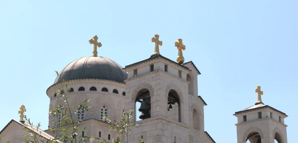 Više od 300 građana koristi Narodnu kuhinju Sabornog hrama, za 80 porodica hrana se dostavlja na kućnu adresu