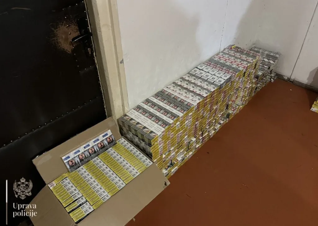 Granična policija na putu Berane – Jelovica zaplijenila cigarete vrijedne 10.500 eura