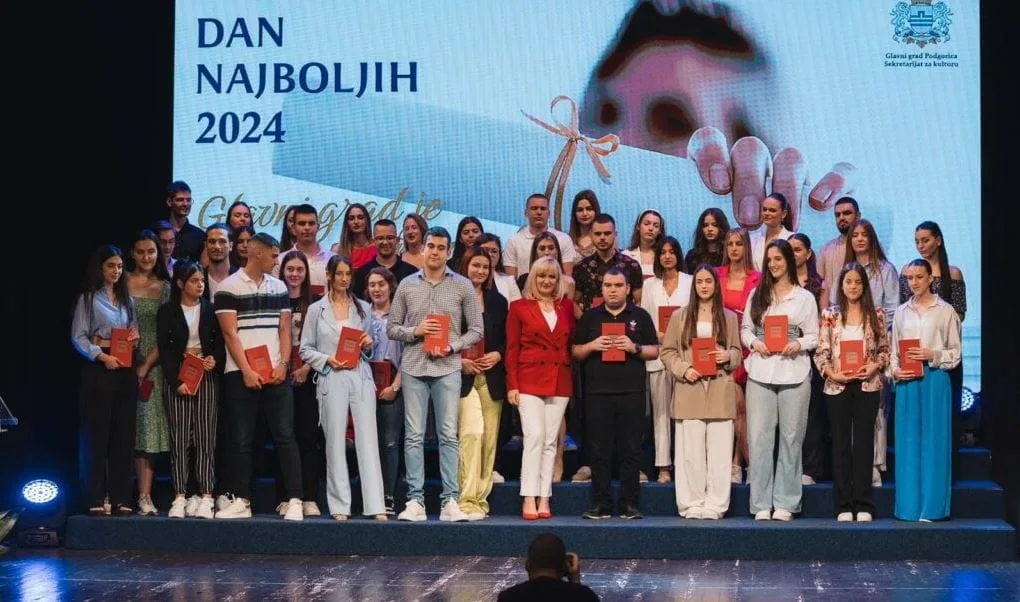 Dodjelom nagrada najboljim maturantima završena manifestacija “Dan najboljih”