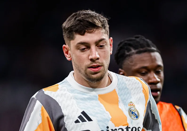 “Projektil” Valverdea u 90+3 sačuvao Anćelotija, Real na minus četiri od Barse