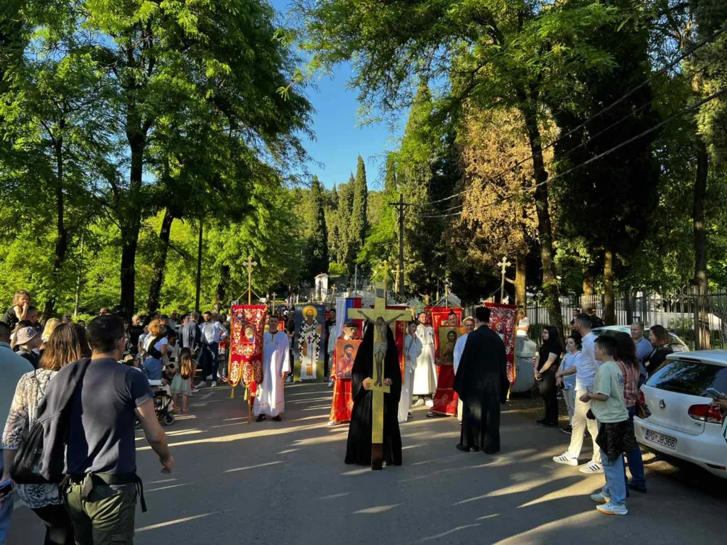 Mitropolit Joanikije: Nastavljamo što su naši preci započeli, a mitropolit Amfilohije obnovio